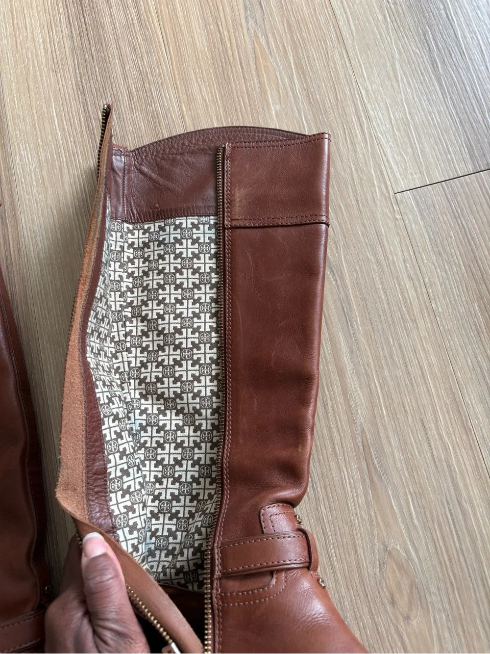 Tory Burch Riding Boots Brown Leather Logo Womens US 7.5 Classic Cowgirl Preppy